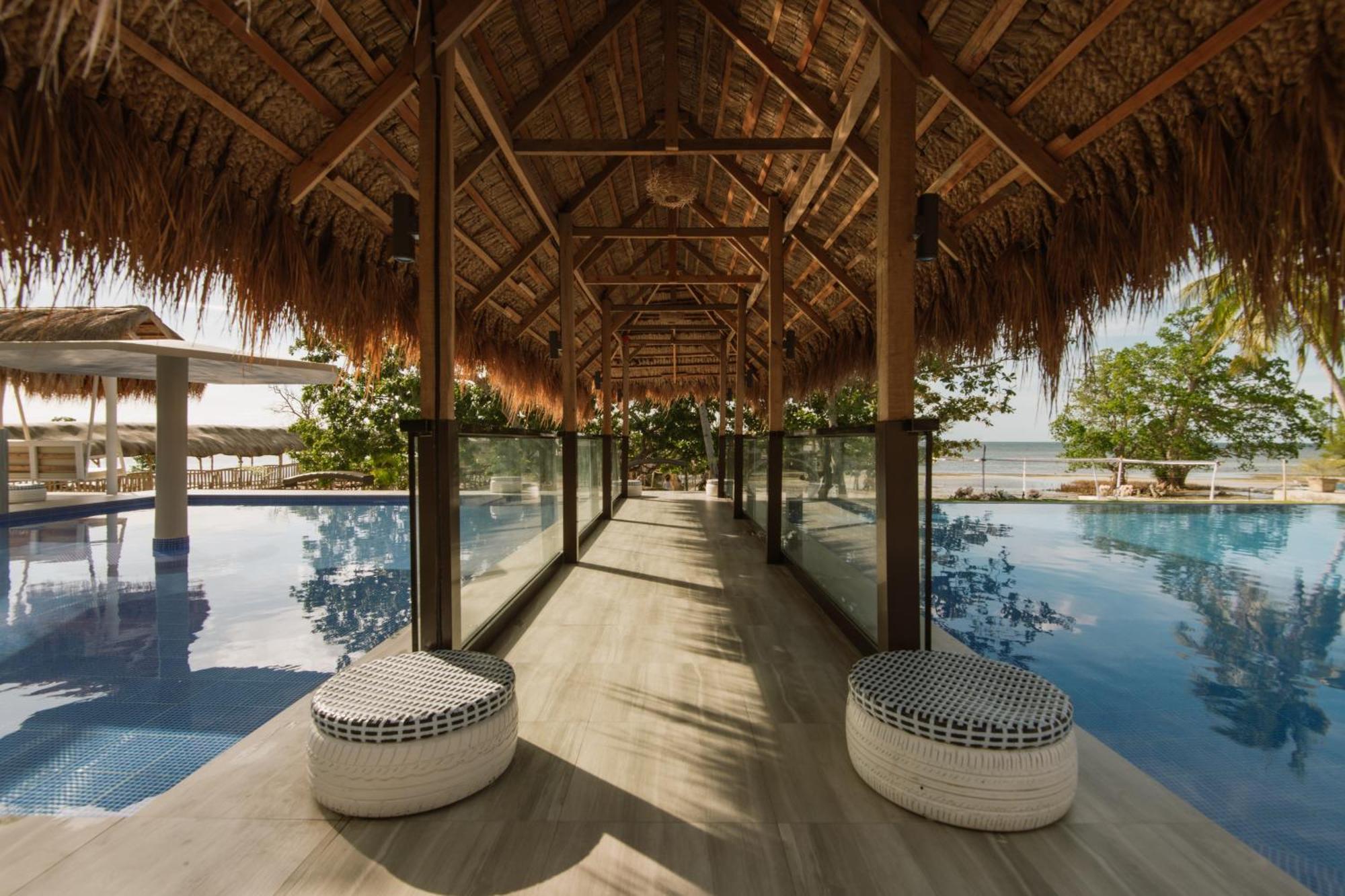 Kaway Resort & Spa Tabuelan Ngoại thất bức ảnh